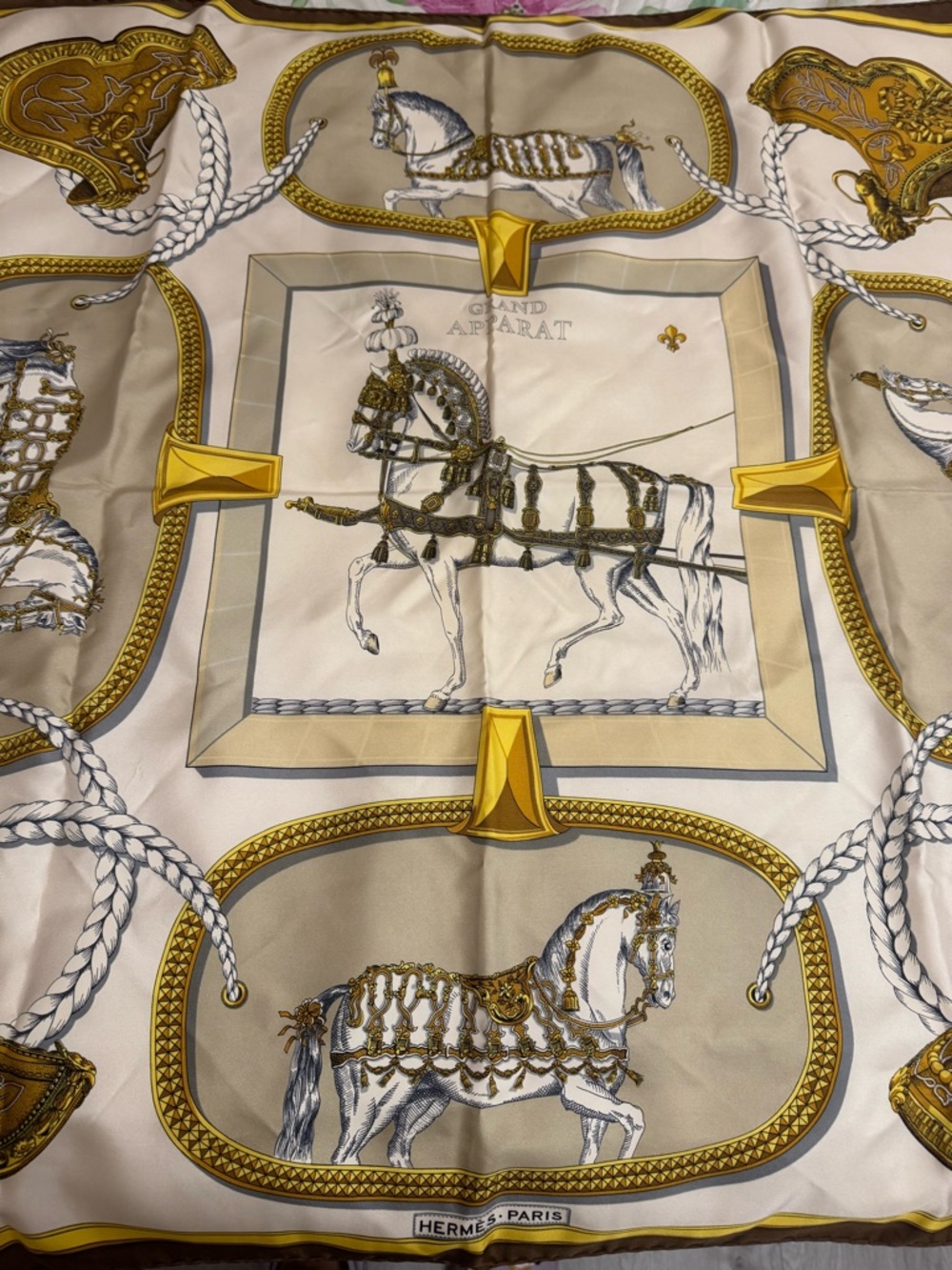 Hermès Paris 'Grand Apparat' Silk Scarf - Gold, Cream, Brown - Picture 2 of 2